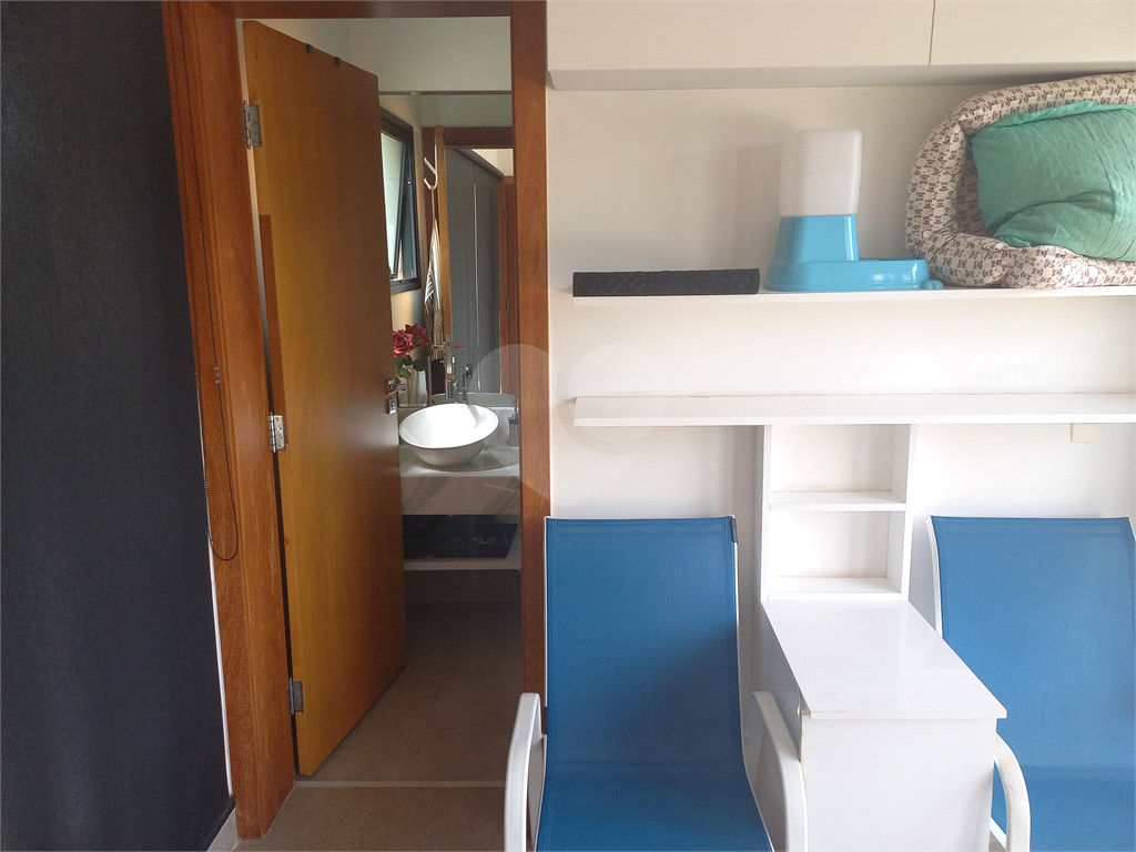 Casa à venda com 3 quartos, 303m² - Foto 13