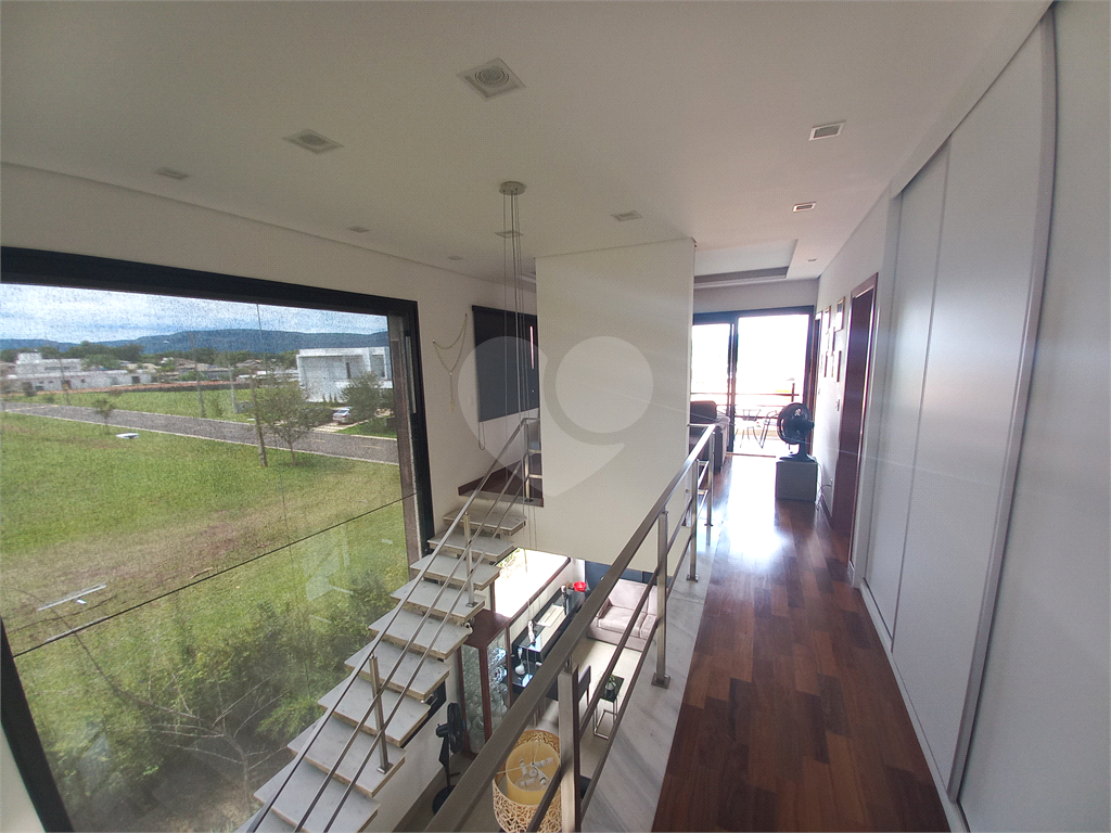 Casa à venda com 3 quartos, 303m² - Foto 19