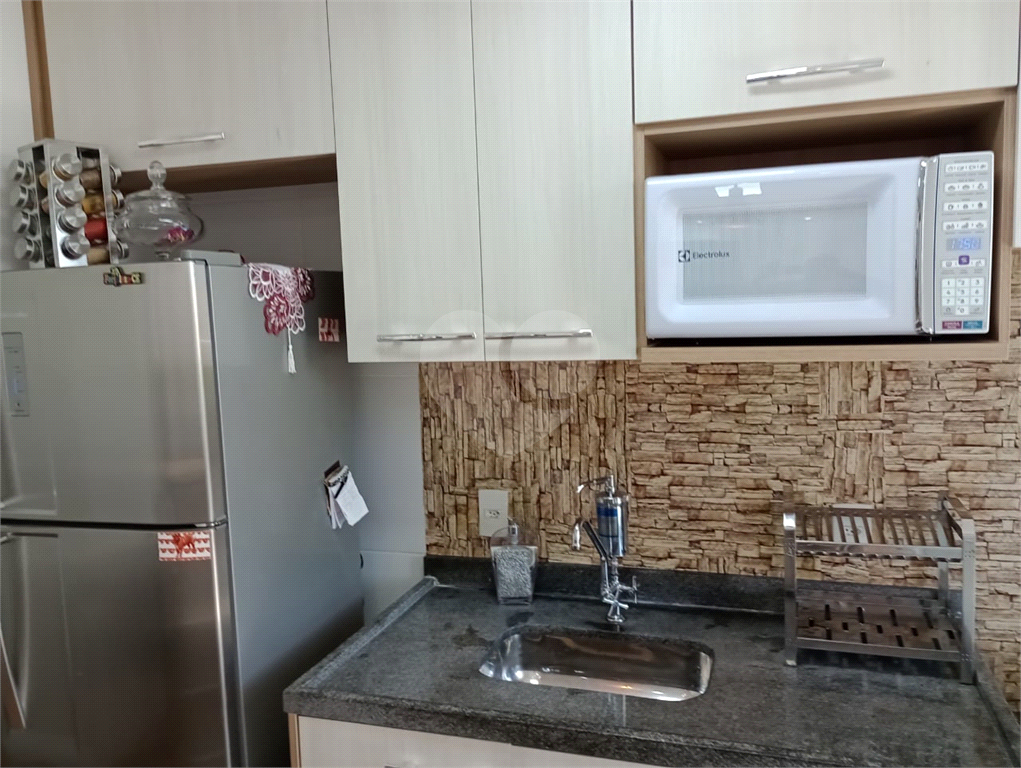 Ap 02 dorms e 01 vaga a 15 minutos andando para o Fórum Barra Funda! OPORTUNIDADE!