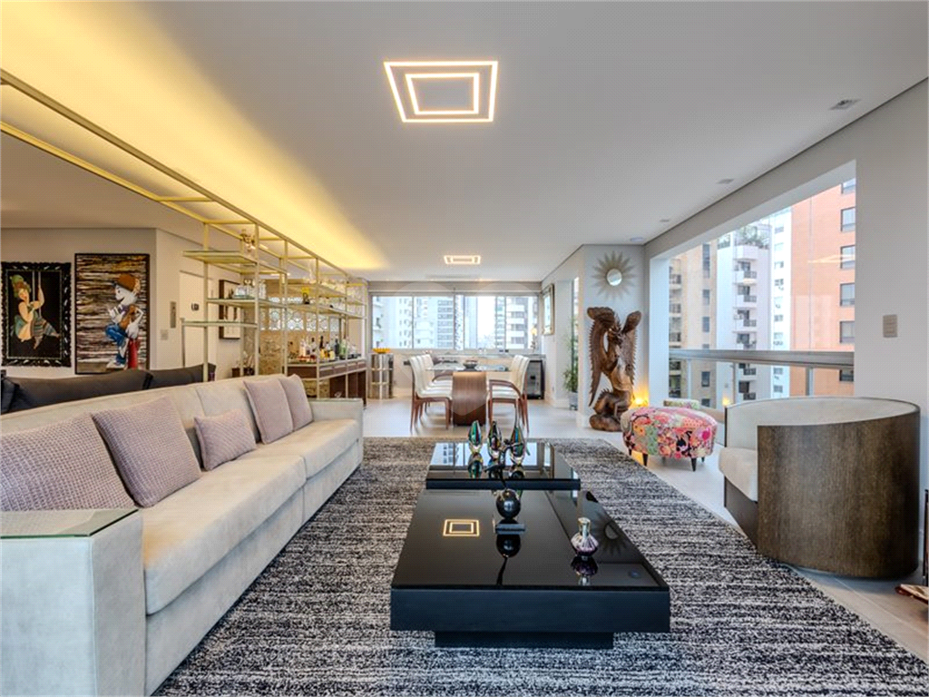 Apartamento, 3 quartos, 200 m² - Foto 2