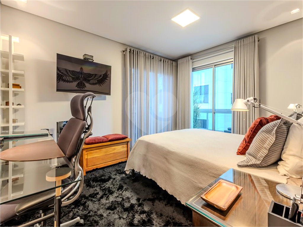 Apartamento, 3 quartos, 200 m² - Foto 15