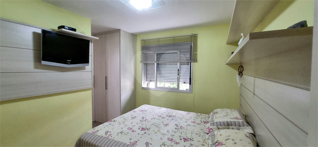 APARTAMENTO em SANTANA