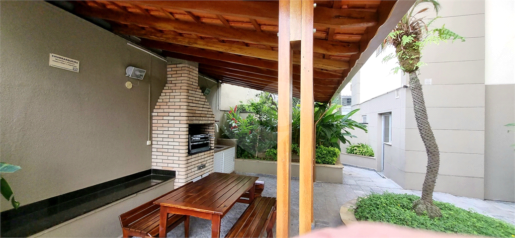 APARTAMENTO em SANTANA