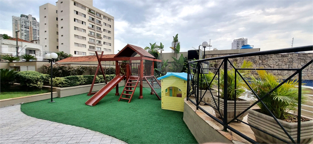 APARTAMENTO em SANTANA