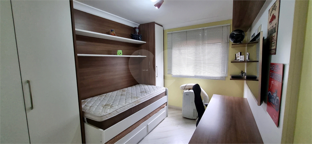 APARTAMENTO em SANTANA