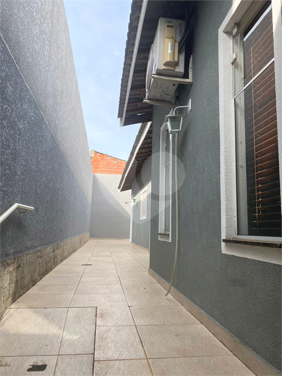 Casa à venda com 2 quartos, 99m² - Foto 4