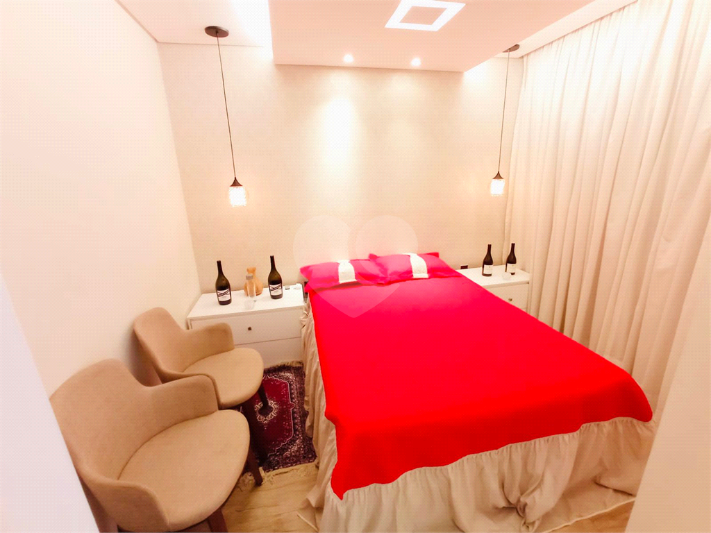 Apartamento - Penha - 2 Dormitórios / Quartos - 1 Vaga - Compra / Venda