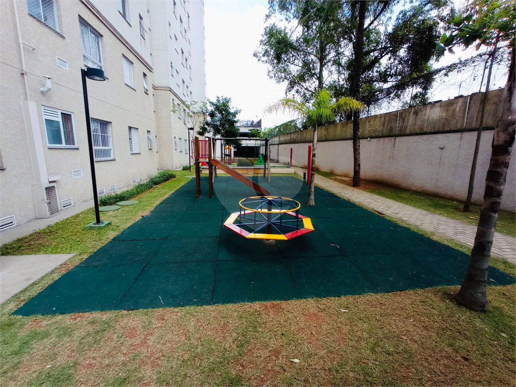 Apartamento - Penha - 2 Dormitórios / Quartos - 1 Vaga - Compra / Venda