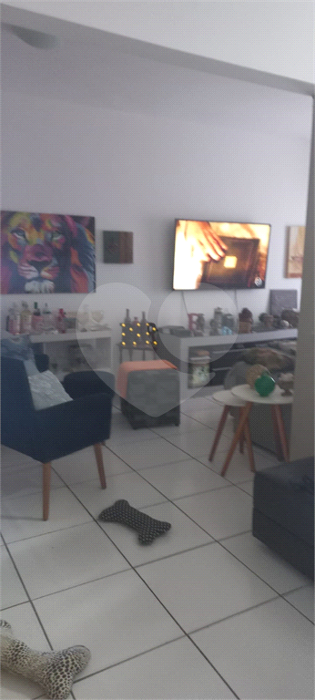 Apartamento à venda na Praia Grande na Vila Caiçara - 2 quartos, piscina e 1 vaga 