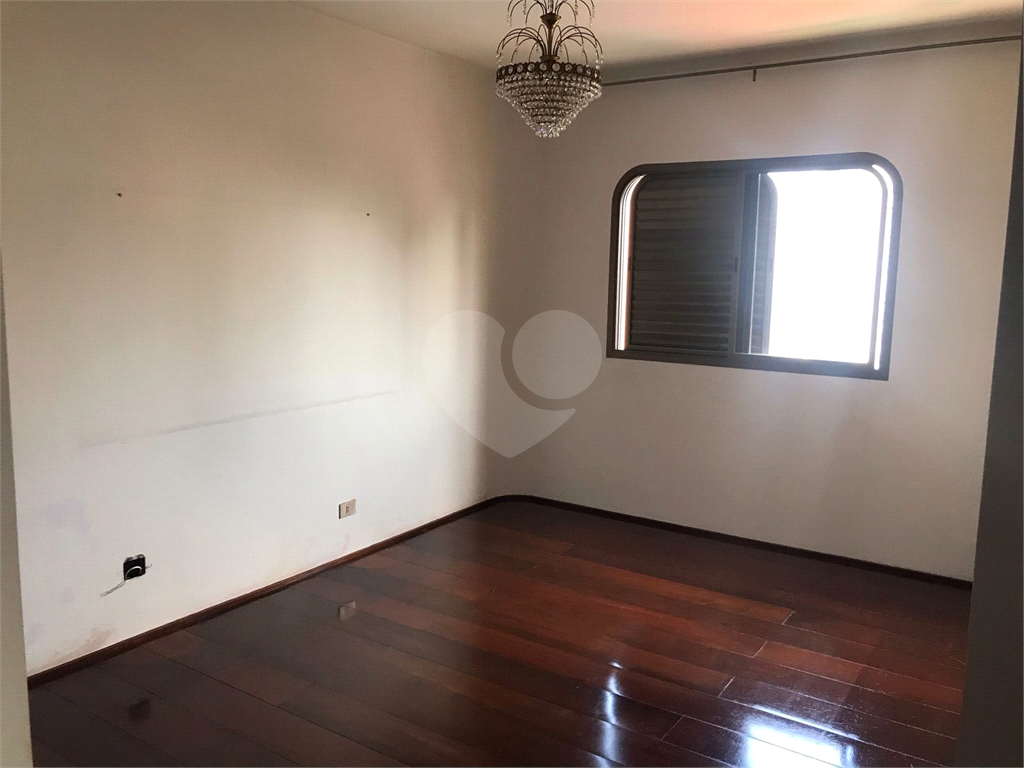 Vendo Cobertura Duplex na Rua Apucarana no Tatuapé - Urgente - 