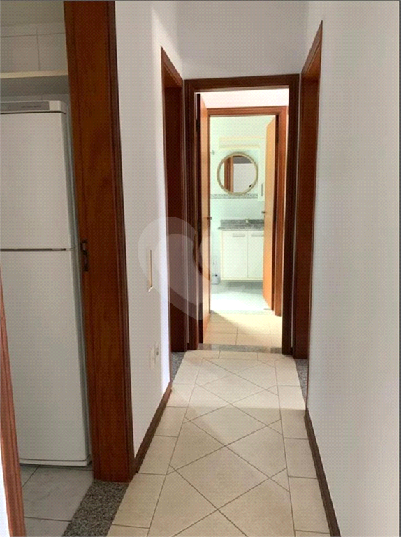 Apartamento à venda e aluguel com 2 quartos, 70m² - Foto 17