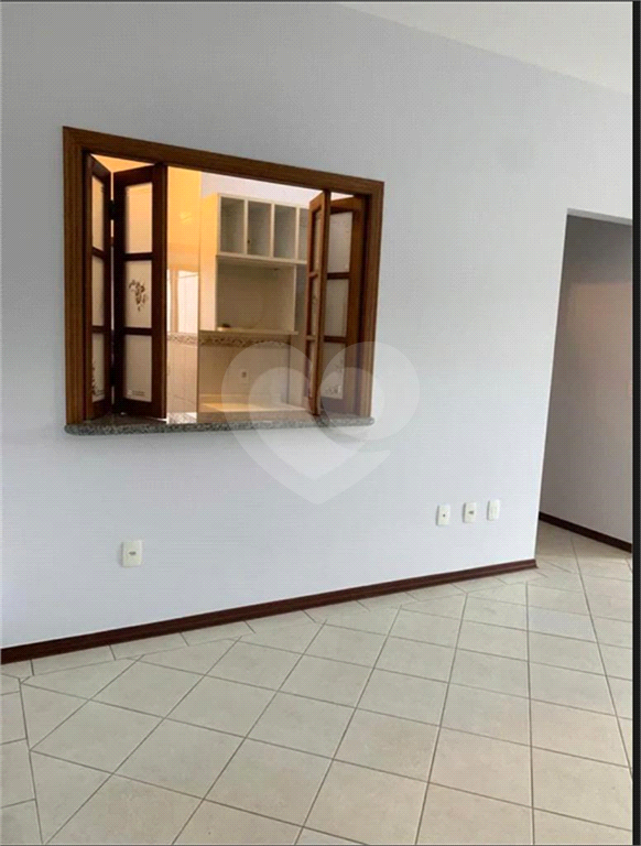 Apartamento à venda e aluguel com 2 quartos, 70m² - Foto 7