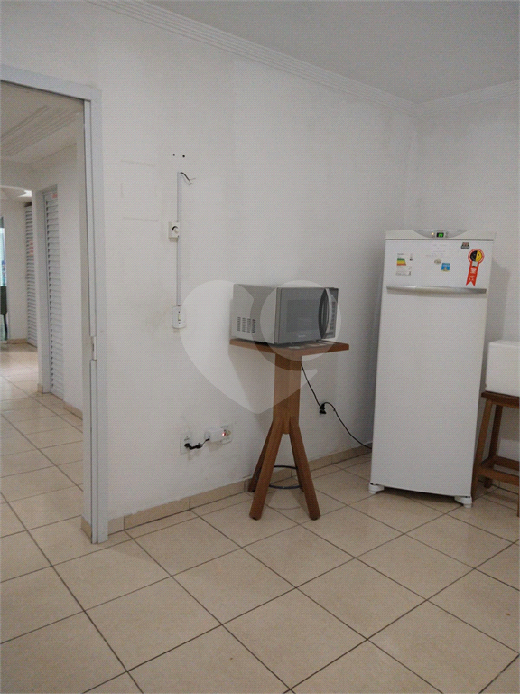 Apto , Bairro  Ocian - Praia Grande , sendo 2 dorm 1 suite , varanda gourmet, 1 vaga ,Cond completo 