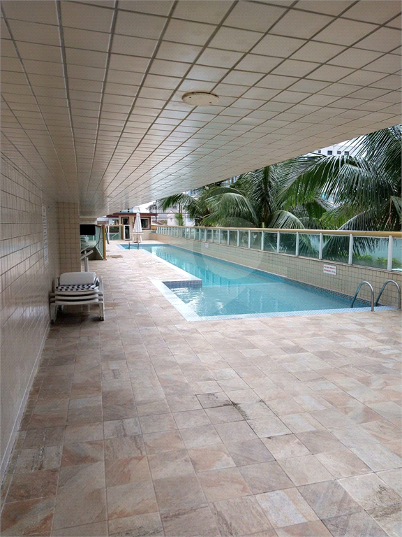 Apto , Bairro  Ocian - Praia Grande , sendo 2 dorm 1 suite , varanda gourmet, 1 vaga ,Cond completo 