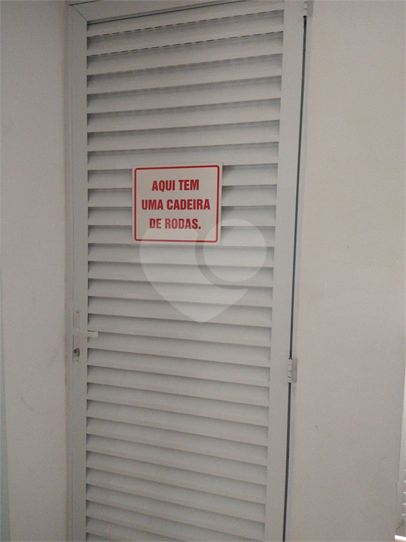 Apto , Bairro  Ocian - Praia Grande , sendo 2 dorm 1 suite , varanda gourmet, 1 vaga ,Cond completo 