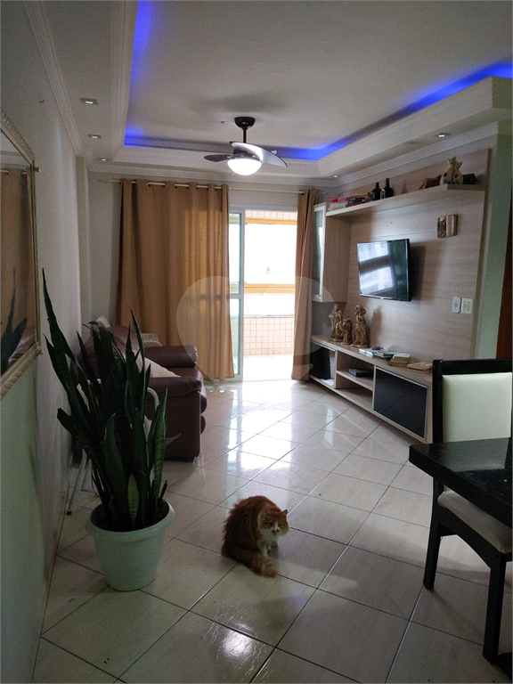 Apto , Bairro  Ocian - Praia Grande , sendo 2 dorm 1 suite , varanda gourmet, 1 vaga ,Cond completo 