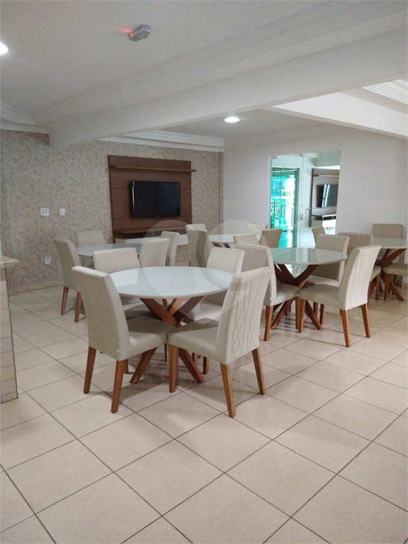 Apto , Bairro  Ocian - Praia Grande , sendo 2 dorm 1 suite , varanda gourmet, 1 vaga ,Cond completo 