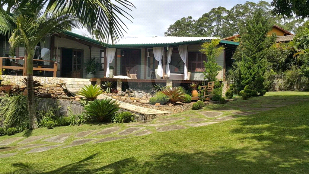 Casa de Condomínio à venda com 3 quartos, 400m² - Foto 23