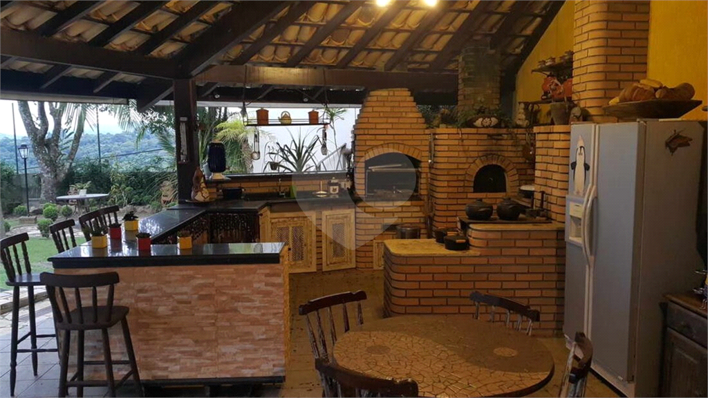 Casa de Condomínio à venda com 3 quartos, 400m² - Foto 11