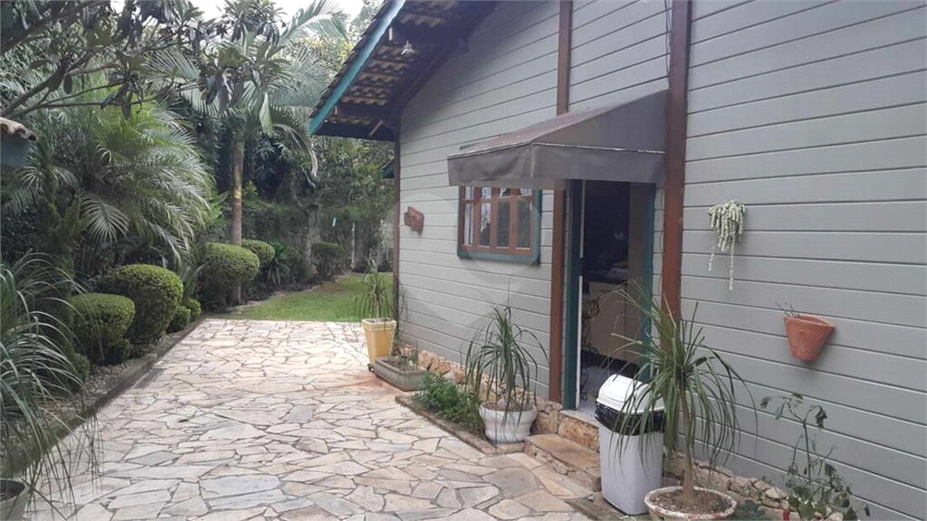 Casa de Condomínio à venda com 3 quartos, 400m² - Foto 16