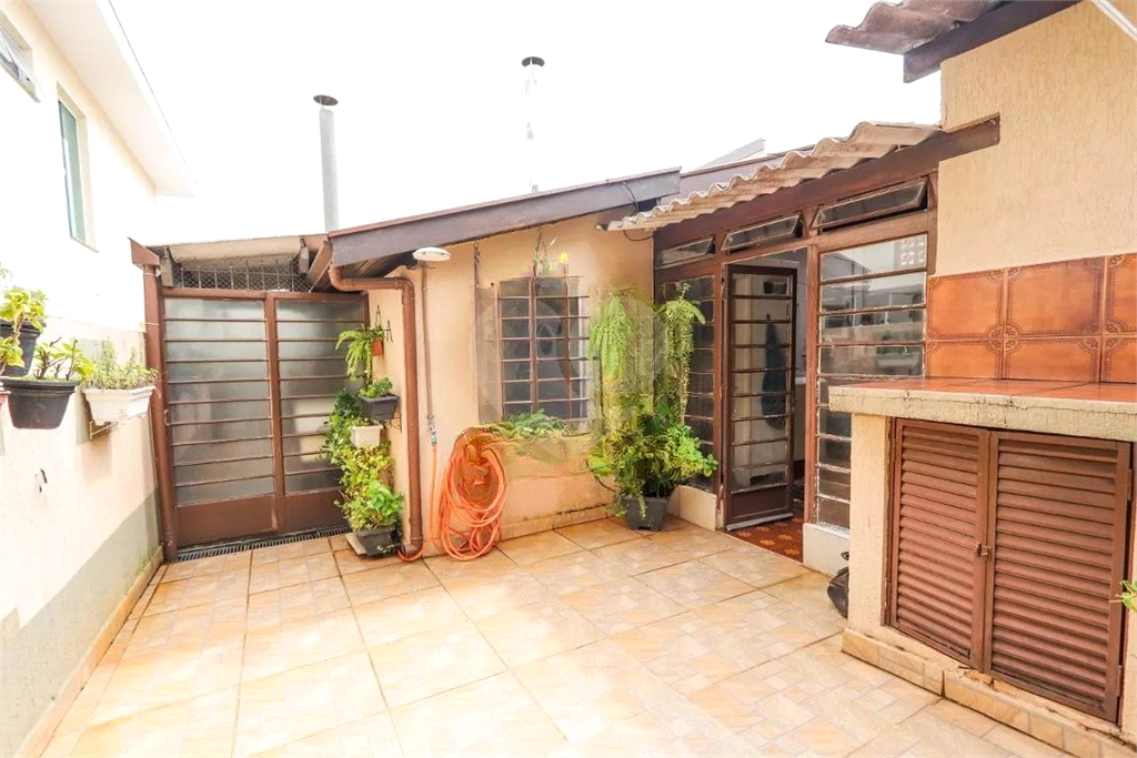Casa à venda com 142m², 2 quartos e 2 vagas