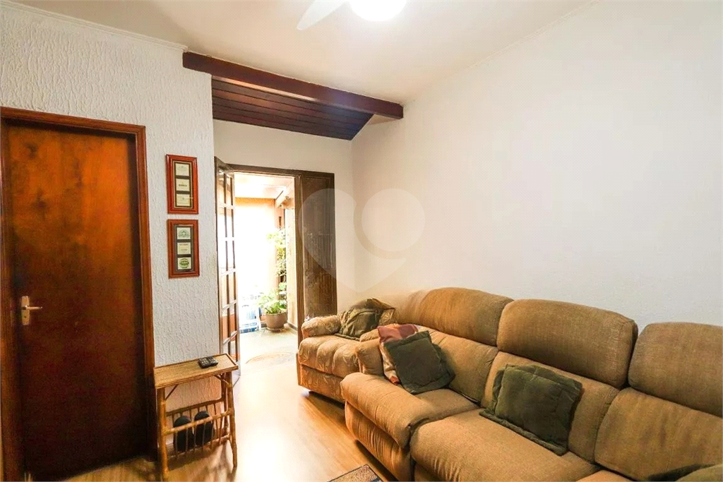 Casa à venda com 142m², 2 quartos e 2 vagas
