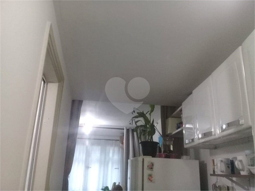 Apartamento à venda com 1 quarto, 32m² - Foto 12