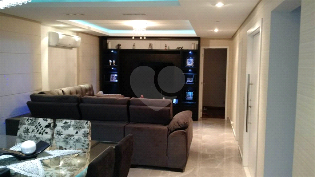 Apto com varanda estendida 178 m², decorado e mobiliado, lazer completo