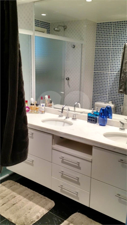 Apto com varanda estendida 178 m², decorado e mobiliado, lazer completo