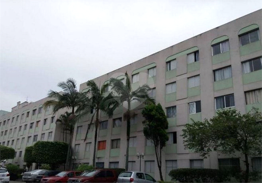 APARTAMENTO em MANDAQUI