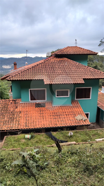 Casa de Condomínio à venda com 4 quartos, 200m² - Foto 27