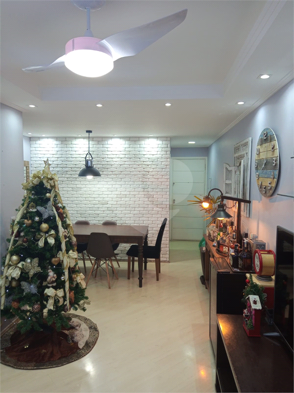 Apartamento localizado no Mandaqui com 2 dormitórios e uma vista deslumbrante.