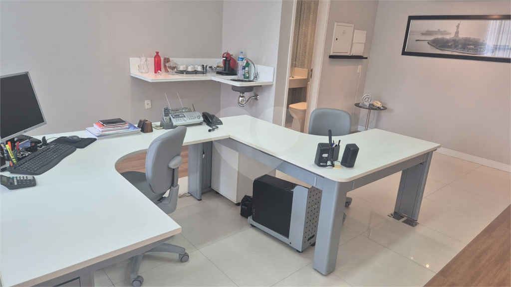 Sala Comercial  em Condomínio com vaga