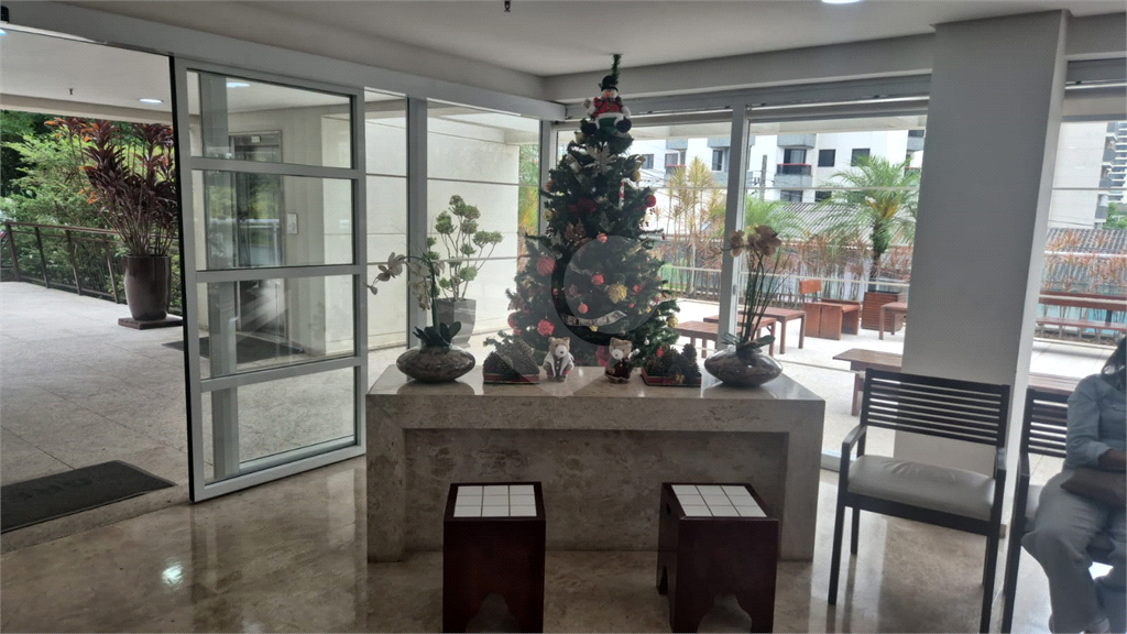 Sala Comercial  em Condomínio com vaga