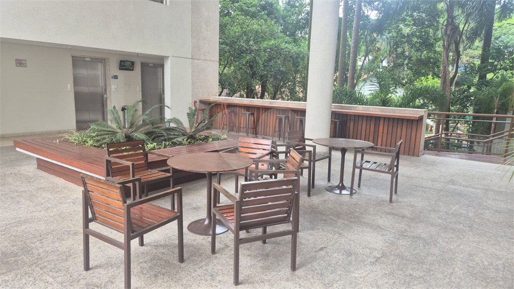 Sala Comercial  em Condomínio com vaga