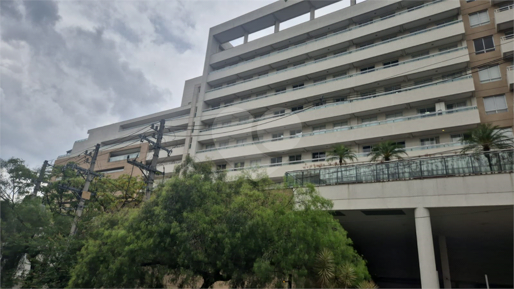 Sala Comercial  em Condomínio com vaga