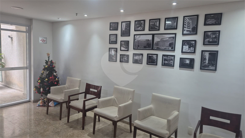 Sala Comercial  em Condomínio com vaga