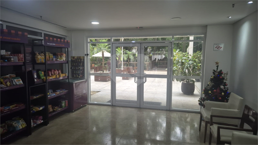 Sala Comercial  em Condomínio com vaga