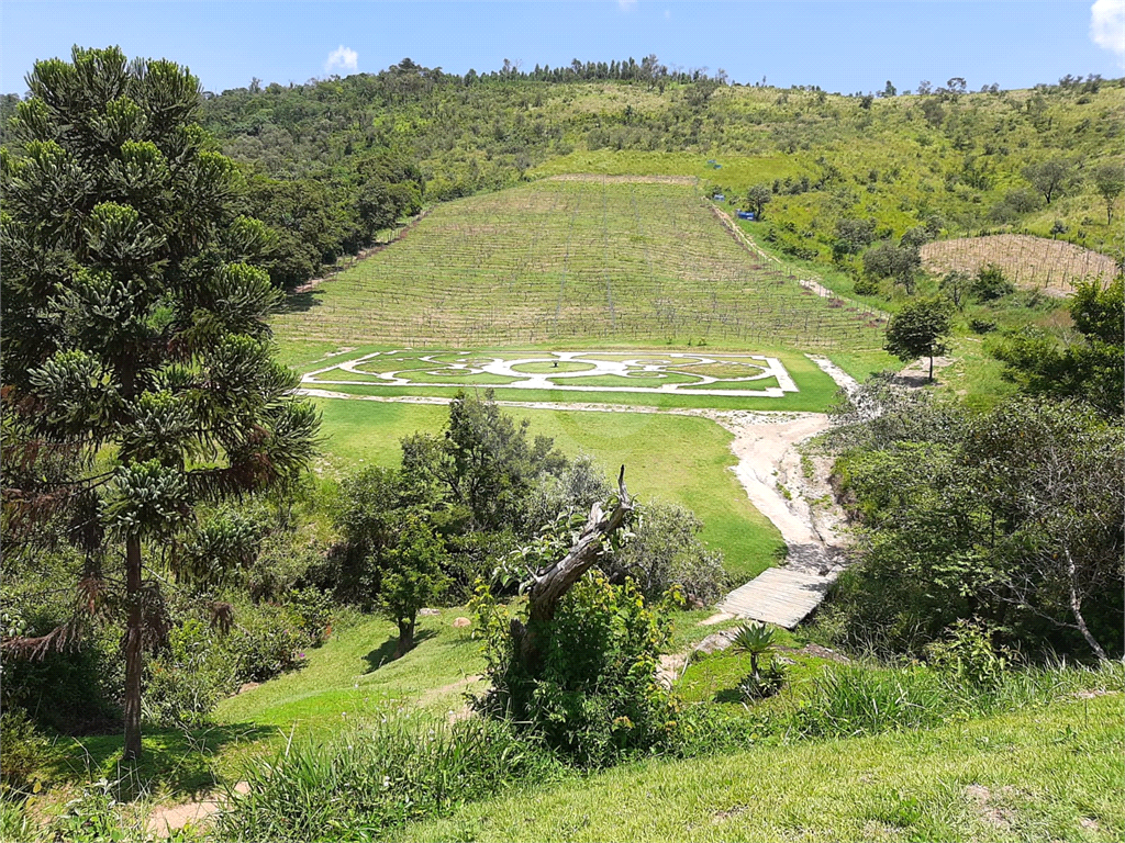 Terreno 1000 m² em condomínio em Socorro 