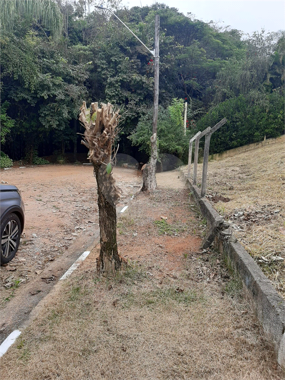 Terreno 1000 m² em condomínio em Socorro 