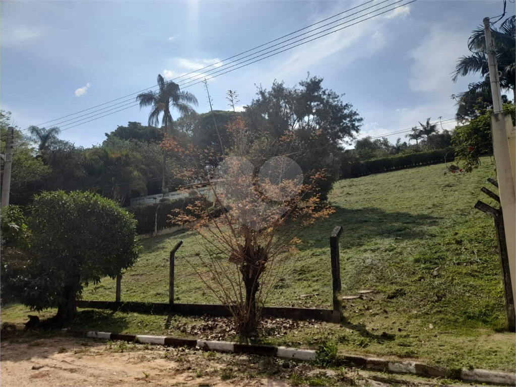 Terreno 1000 m² em condomínio em Socorro 