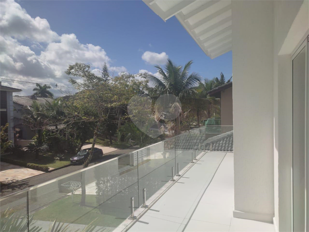 Sobrado em condomínio com 350m² à venda em Riviera de São Lourenço - 4 suítes e 3 vagas