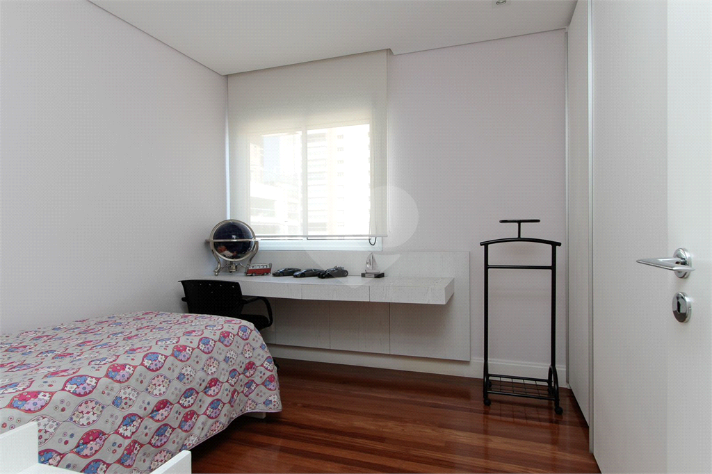Apartamento Campo Belo-175 m2-2 quartos-Venda