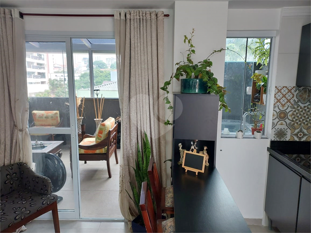 Apartamento à venda e aluguel com 1 quarto, 35m² - Foto 2
