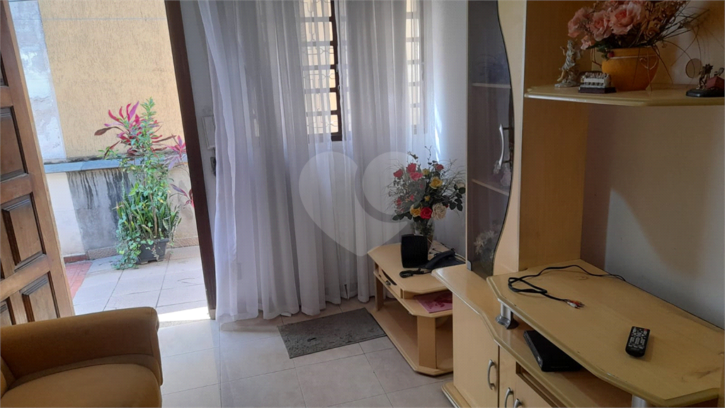 Casa à venda com 3 quartos, 48m² - Foto 6