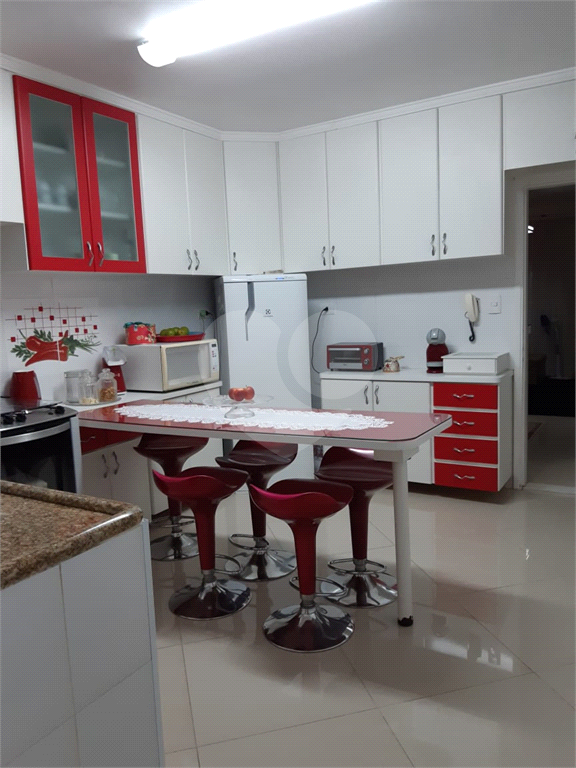 Sobrado à venda com 3 quartos, 100m² - Foto 8