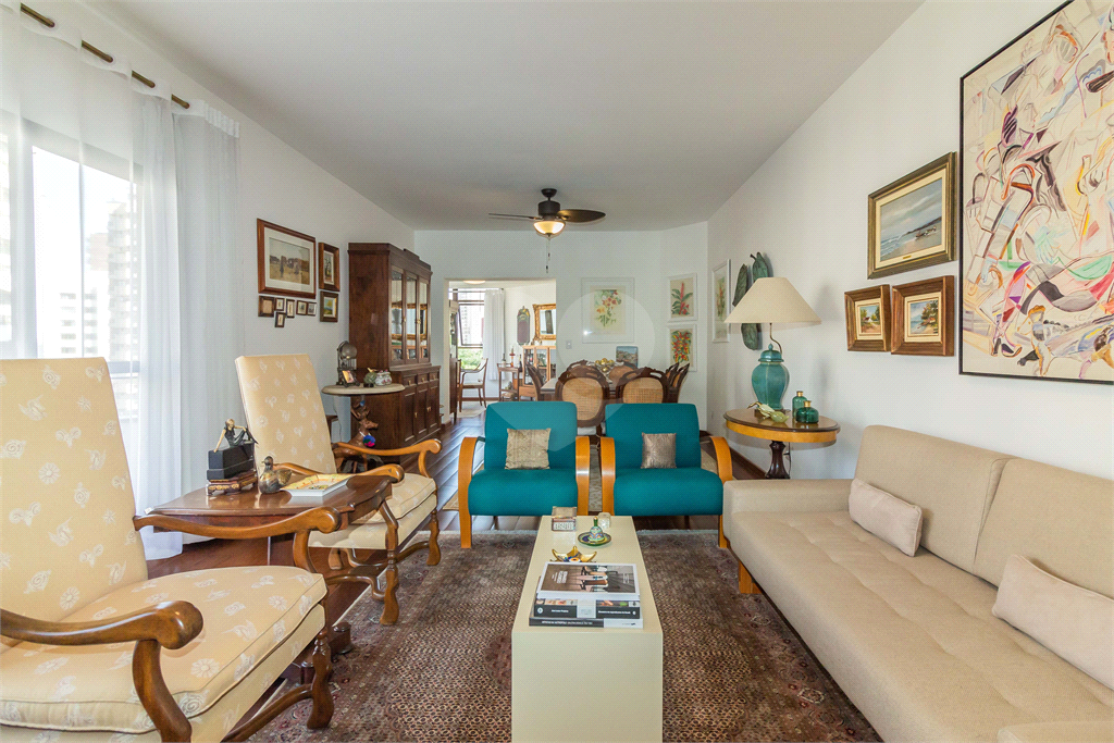 APARTMENTO À VENDA COM 4 QUARTOS, 3 VAGAS, LAZER NO PARAÍSO.