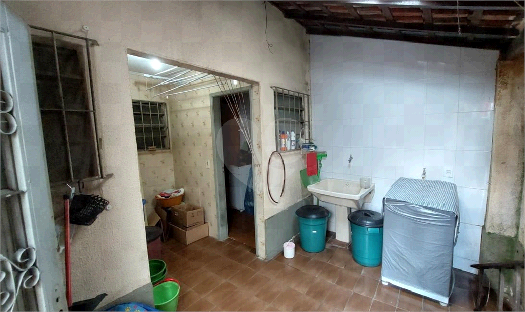 Casa Térrea c0m 03 dormitórios, 01 suíte e 02 vagas - Villa Santa Teresinha