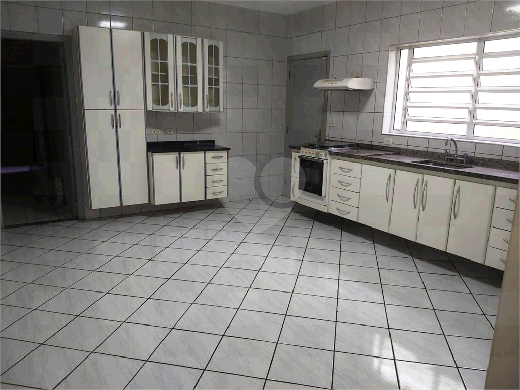 Casa à Venda no Jardim Japão com 03 Dormitórios e Edícula por R$ 820.000,00