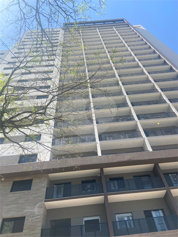 APARTAMENTO em VILA OLÍMPIA